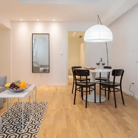 Apartment Apartments Blue Maris Space Split