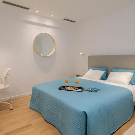 Apartments Blue Maris Space * Split